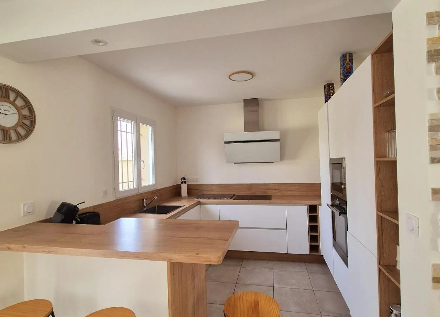 ארל Maison Virginie צרפת