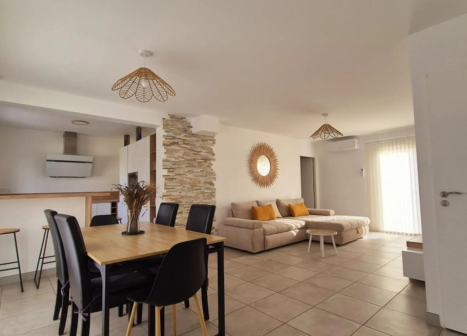 ארל Maison Virginie